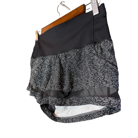 COPY - Lululemon pace perfect 3” high rise soundwave black - Picture 2 of 7